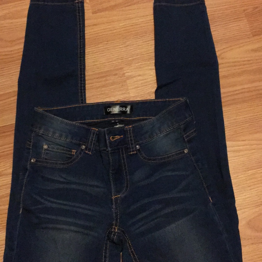 Skinny Jeans - Picture 2 of 4